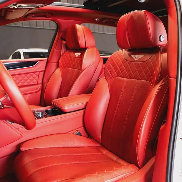 AED 5,448 P.M • 0% Downpayment • Bentley Bentayga • 1 Year Warranty