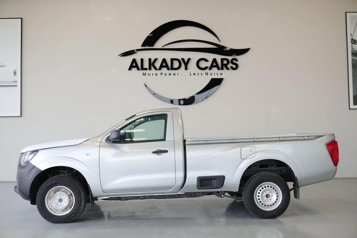 NISSAN NAVARA 2.5 PETROL XE 4X2 MT SC PLUS-5-5