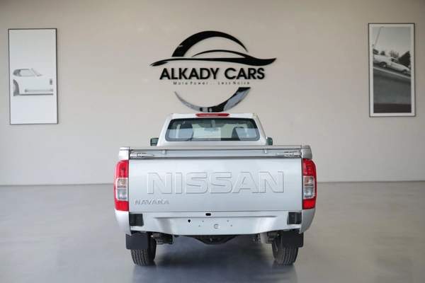 NISSAN NAVARA 2.5 PETROL XE 4X2 MT SC PLUS