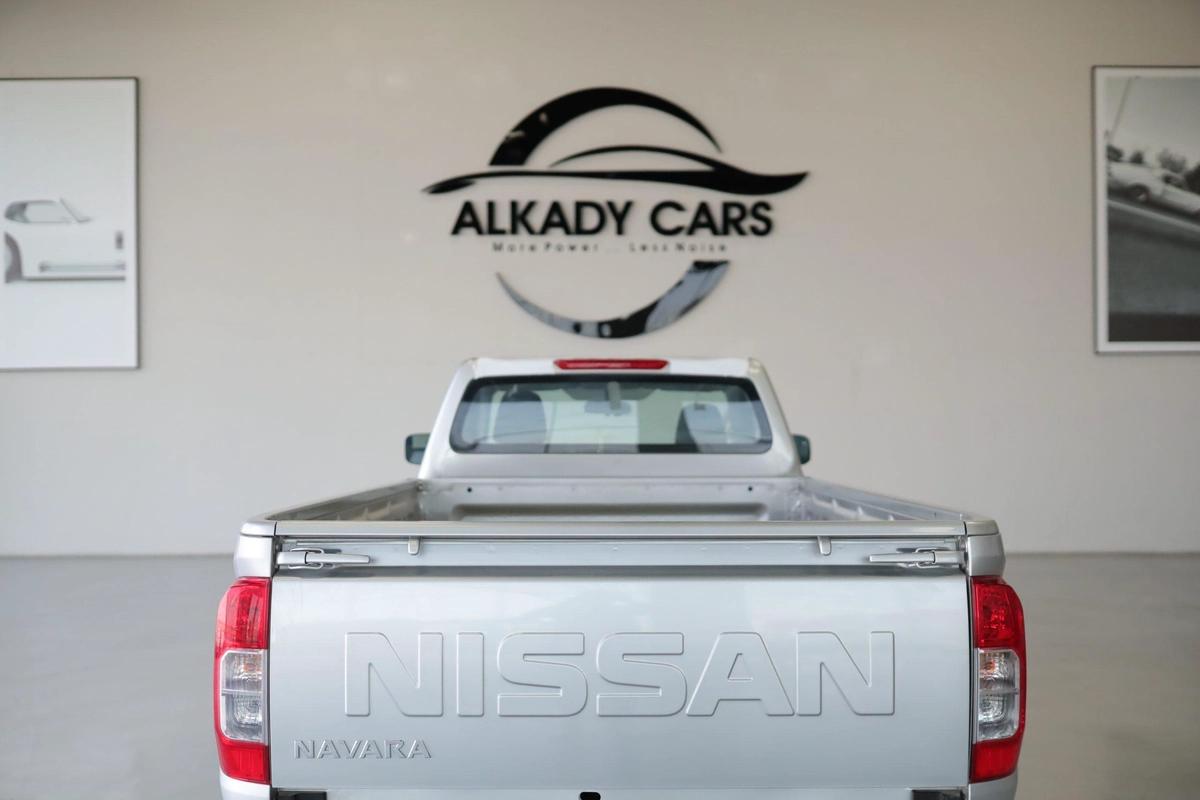 NISSAN NAVARA 2.5 PETROL XE 4X2 MT SC PLUS-3-3
