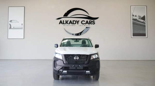 NISSAN NAVARA 2.5 PETROL XE 4X2 MT SC PLUS