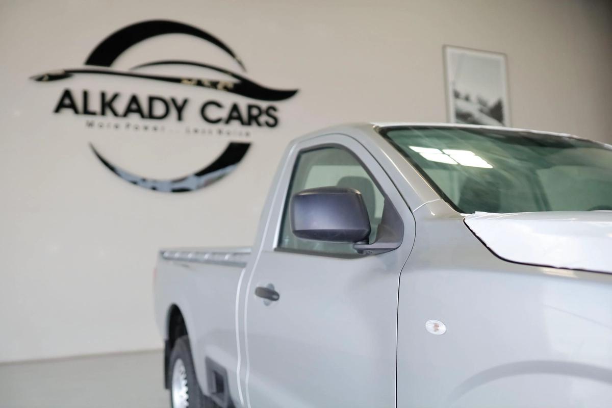 NISSAN NAVARA 2.5 PETROL XE 4X2 MT SC PLUS-19-19