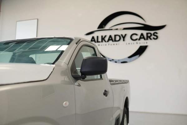 NISSAN NAVARA 2.5 PETROL XE 4X2 MT SC PLUS