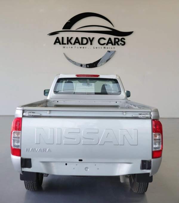 NISSAN NAVARA 2.5 PETROL XE 4X2 MT SC PLUS