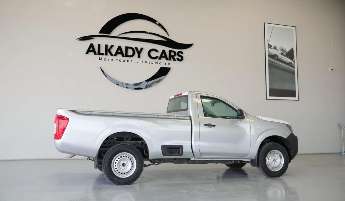 NISSAN NAVARA 2.5 PETROL XE 4X2 MT SC PLUS-2-2