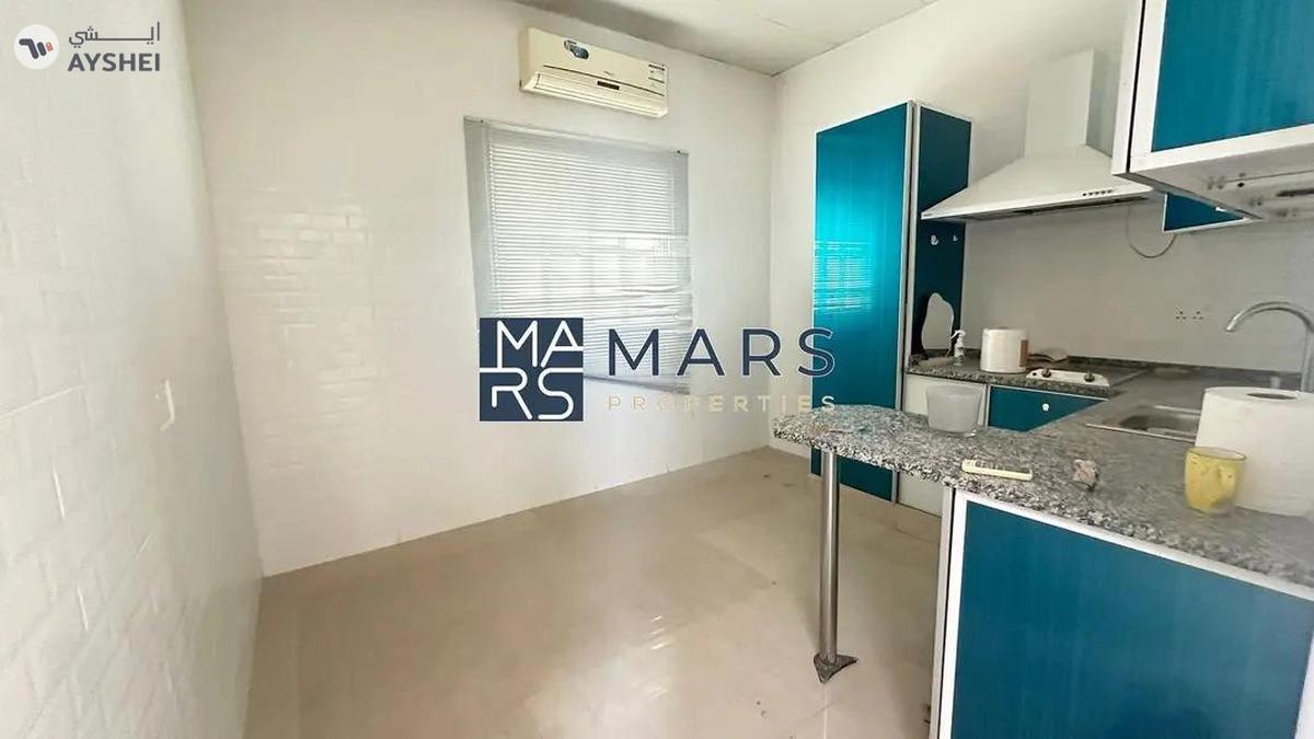 Spacious 8BHK Villa for Rent | 13000 Sqft | Prime Location in Al Khazamia, Sharjah-7-7