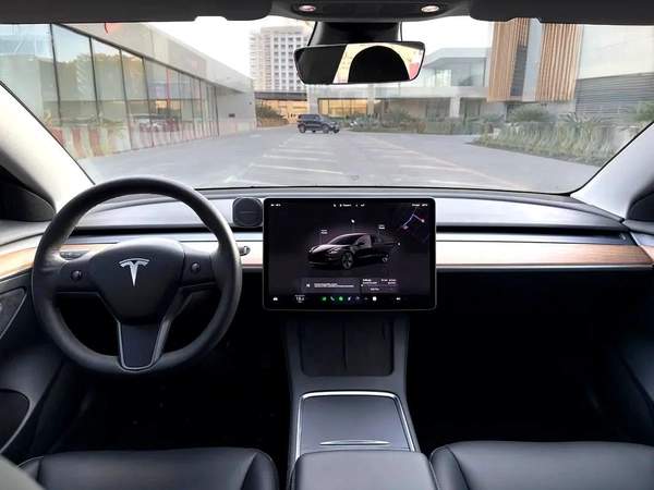 AED 1,520 P.M | 0% DOWN PAYMENT | TESLA MODEL 3 | EV | 2022