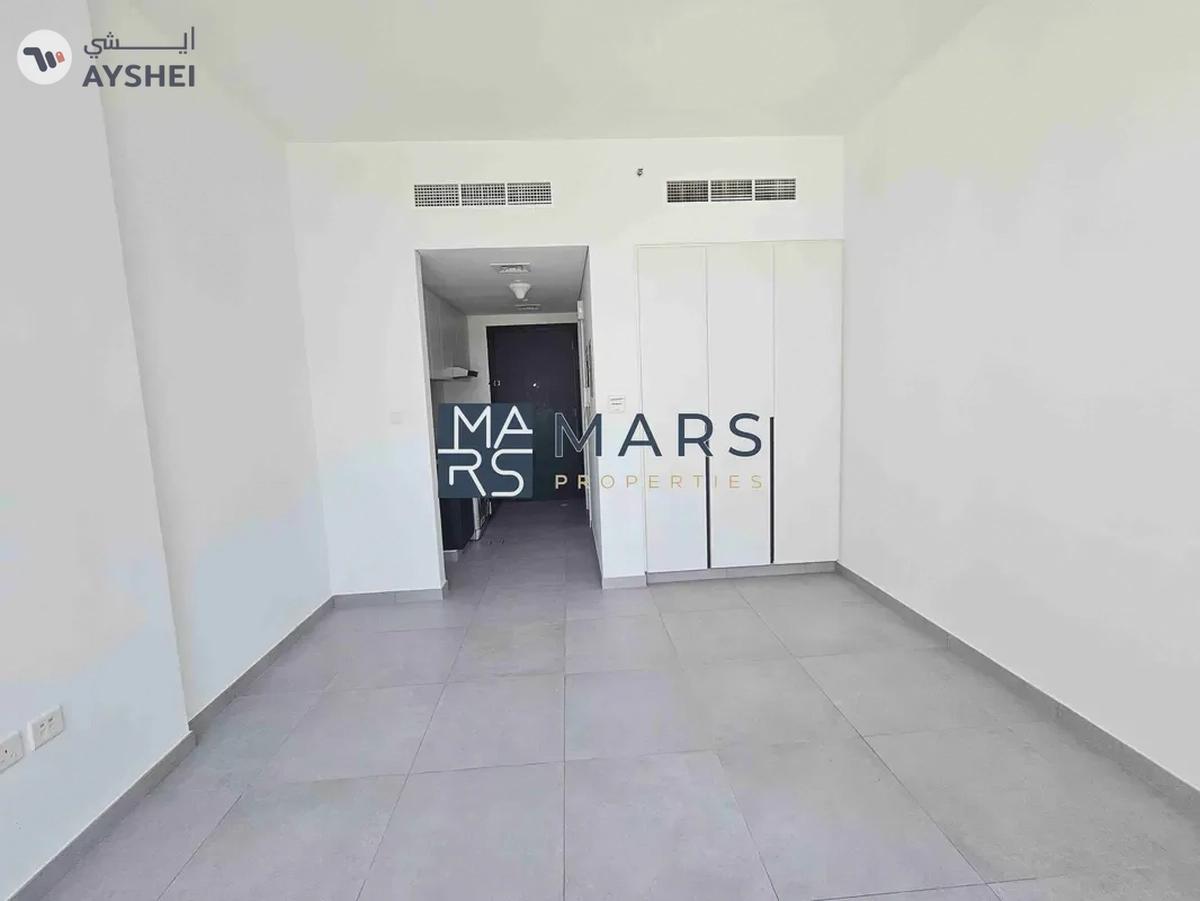 Luxury Studio available for rent-1-1