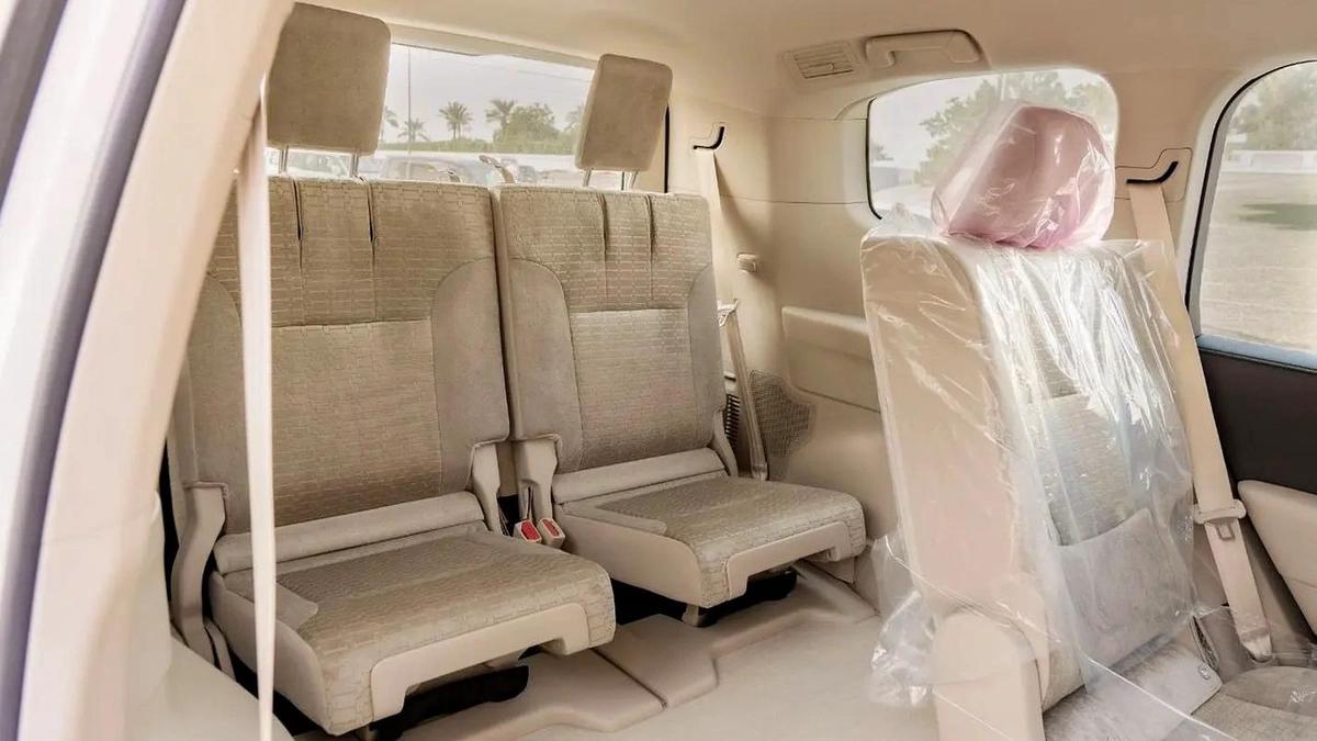 2026 Toyota Land Cruiser GXR 3.5L AT Petrol (Basic)-11-11