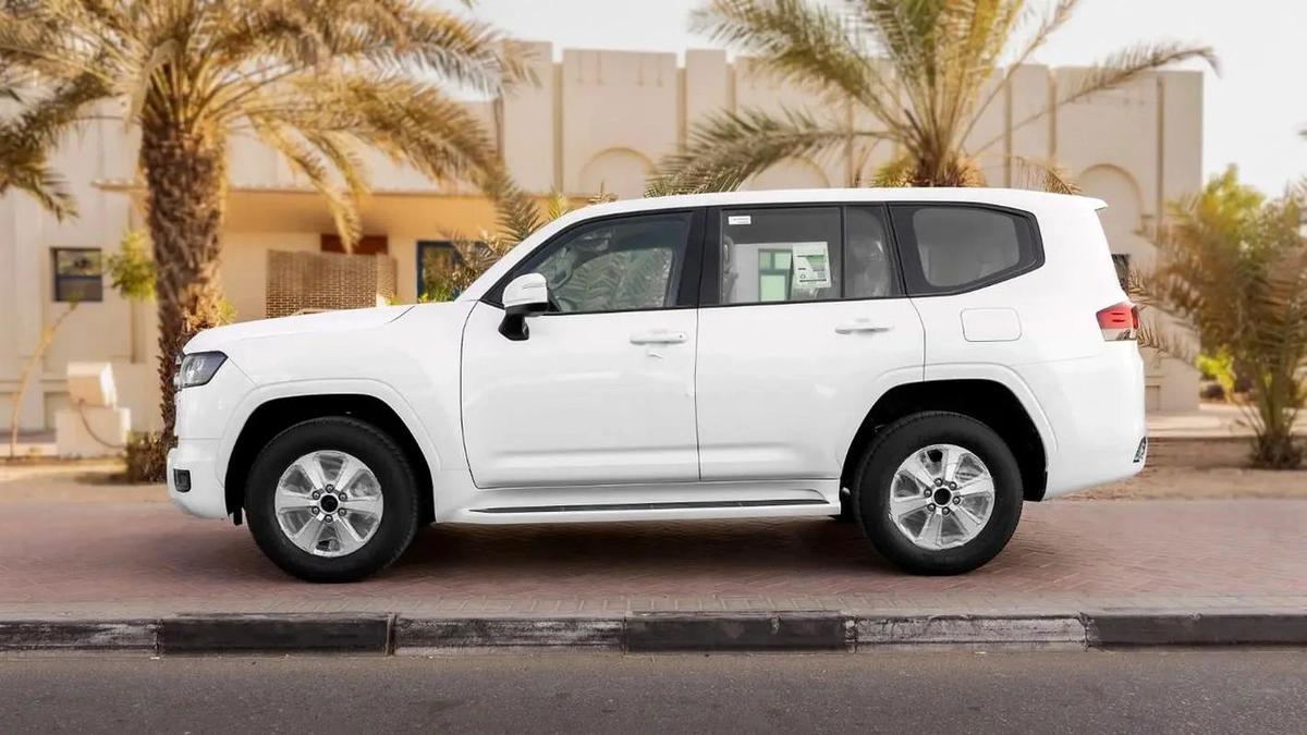2026 Toyota Land Cruiser GXR 3.5L AT Petrol (Basic)-14-14