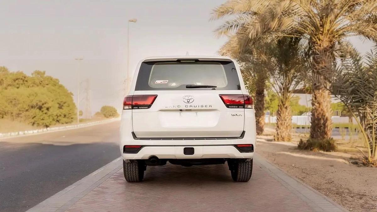 2026 Toyota Land Cruiser GXR 3.5L AT Petrol (Basic)-8-8