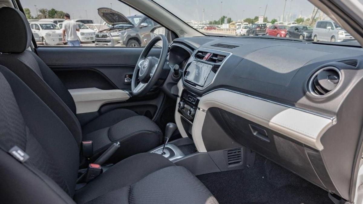 Toyota Rush Toyota Rush 1.5L Petrol AT MY2023-11-11