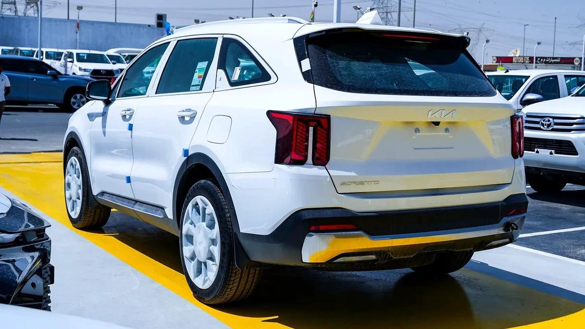 KIA SORENTO 3.5L PETROL - FWD - WITH 360 CAMERA MODEL 2026-1-1
