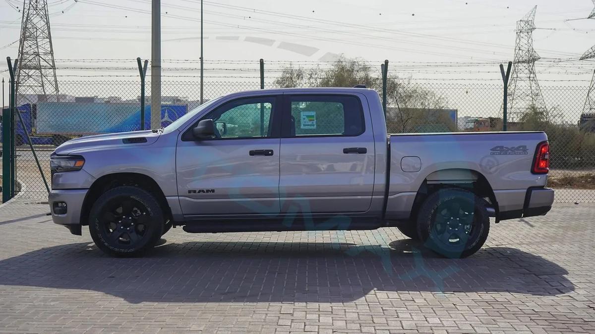 2025 RAM 1500 Tradesman Hurricane SO 3.0TT Crew Cab GCC 0KM With 3 Years Warranty-19-19