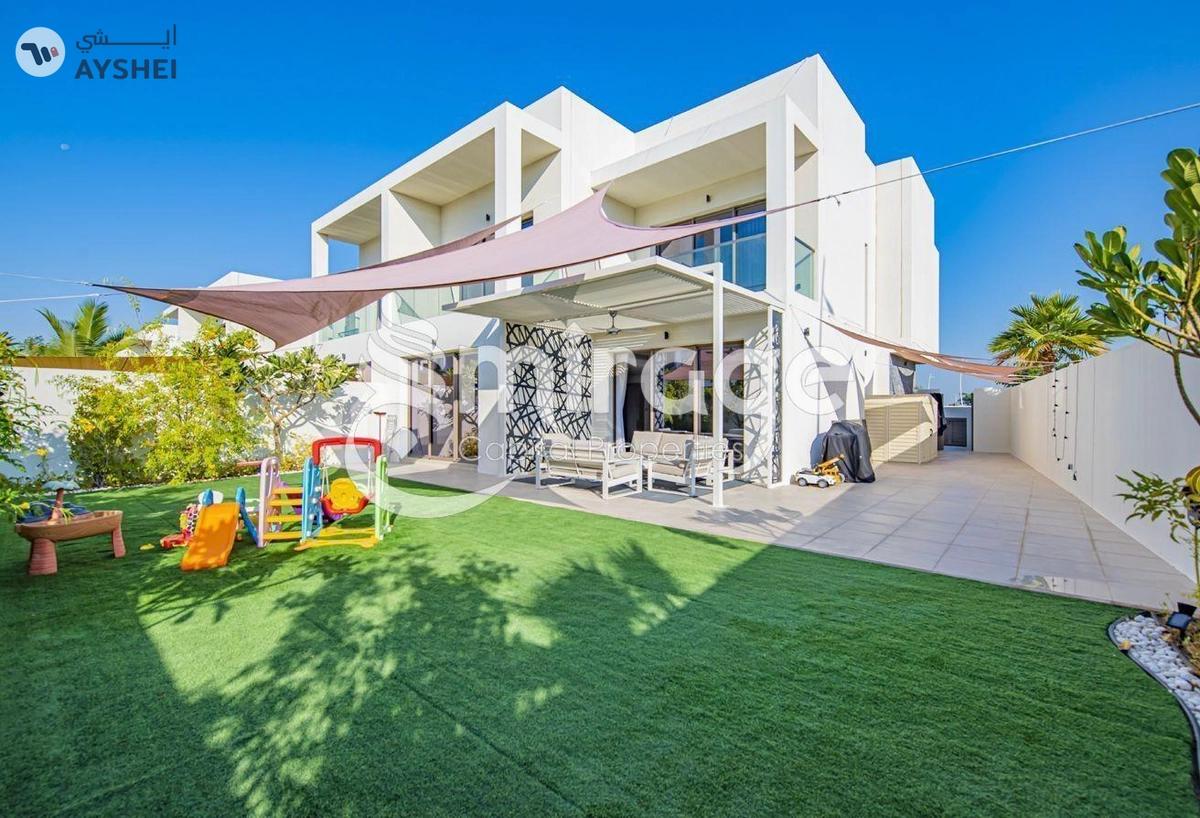 DUPLEX FOR SALE IN THE CEDARS, YAS ACRES-0-0