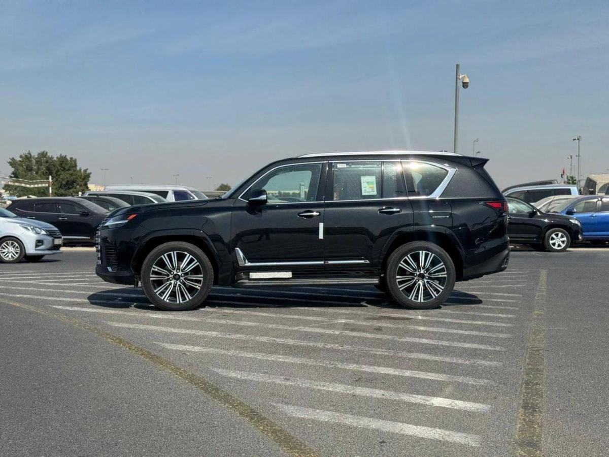Lexus LX 600-1-1