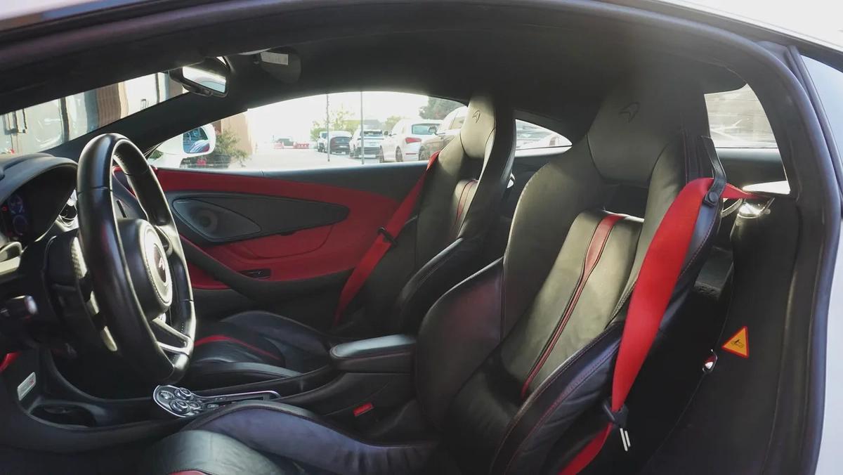 2016 Mclaren 570S | GCC Specs | Excellent Condition-10-10