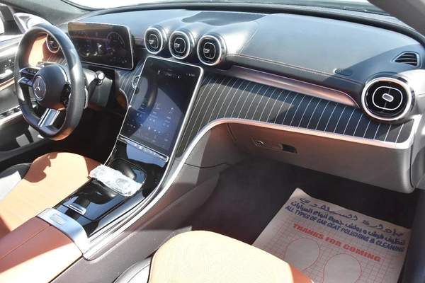 C300 LUXURY 2023 | WHITE LIKE