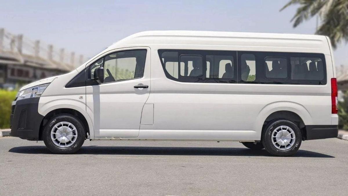 Toyota Hiace TOYOTA HIACE HR 3.5L Petrol MT 14 SEATER MY2023 – WHITE-2-2