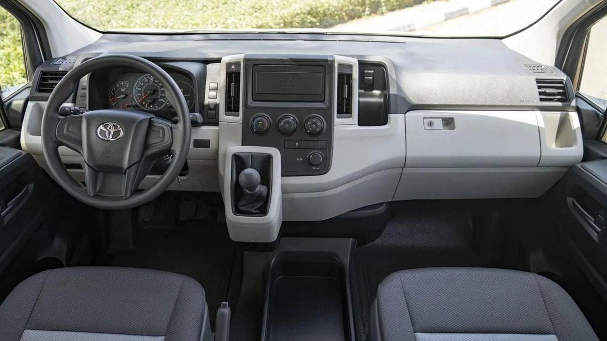 Toyota Hiace TOYOTA HIACE HR 3.5L Petrol MT 14 SEATER MY2023 – WHITE-9-9