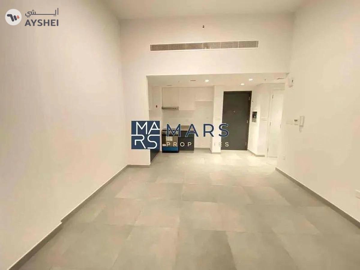 Luxurious Apartment // With Terrace // Ready to move-9-9