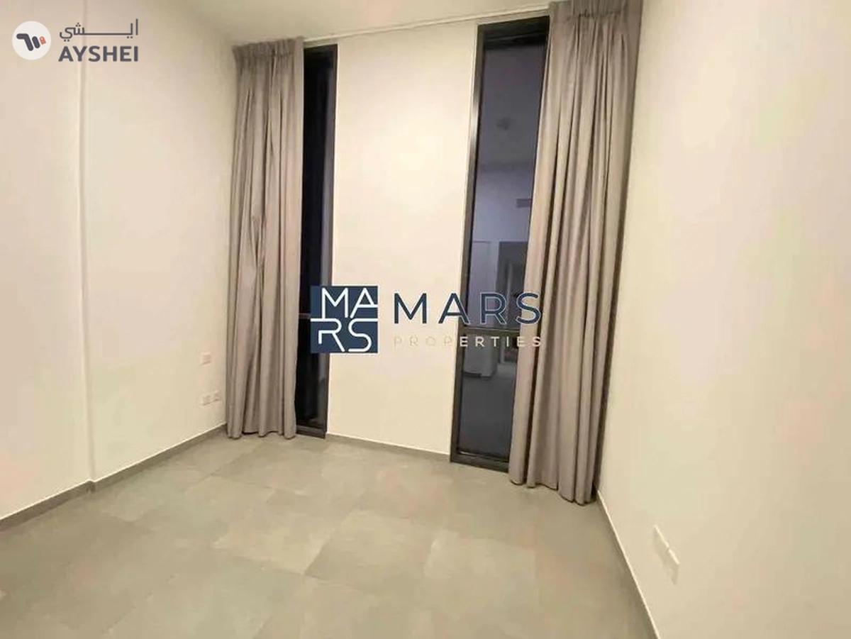 Luxurious Apartment // With Terrace // Ready to move-4-4