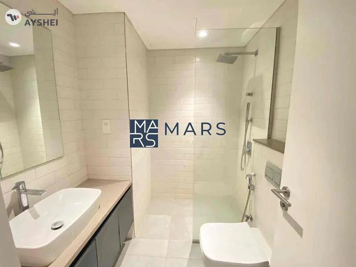 Luxurious Apartment // With Terrace // Ready to move-8-8