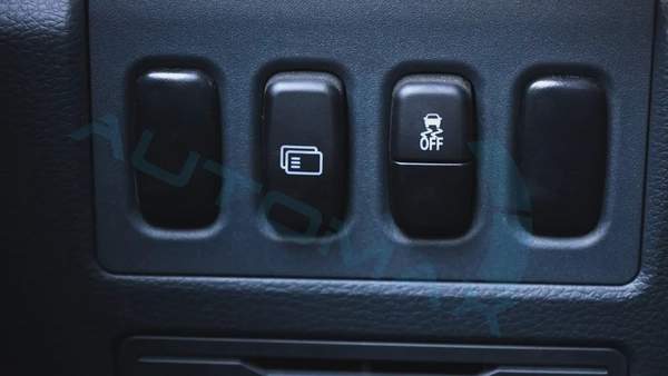 2025 CMC D260 Panel Van 2.4L RWD GCC 0Km With 3 Years Or 100,000 Km Warranty