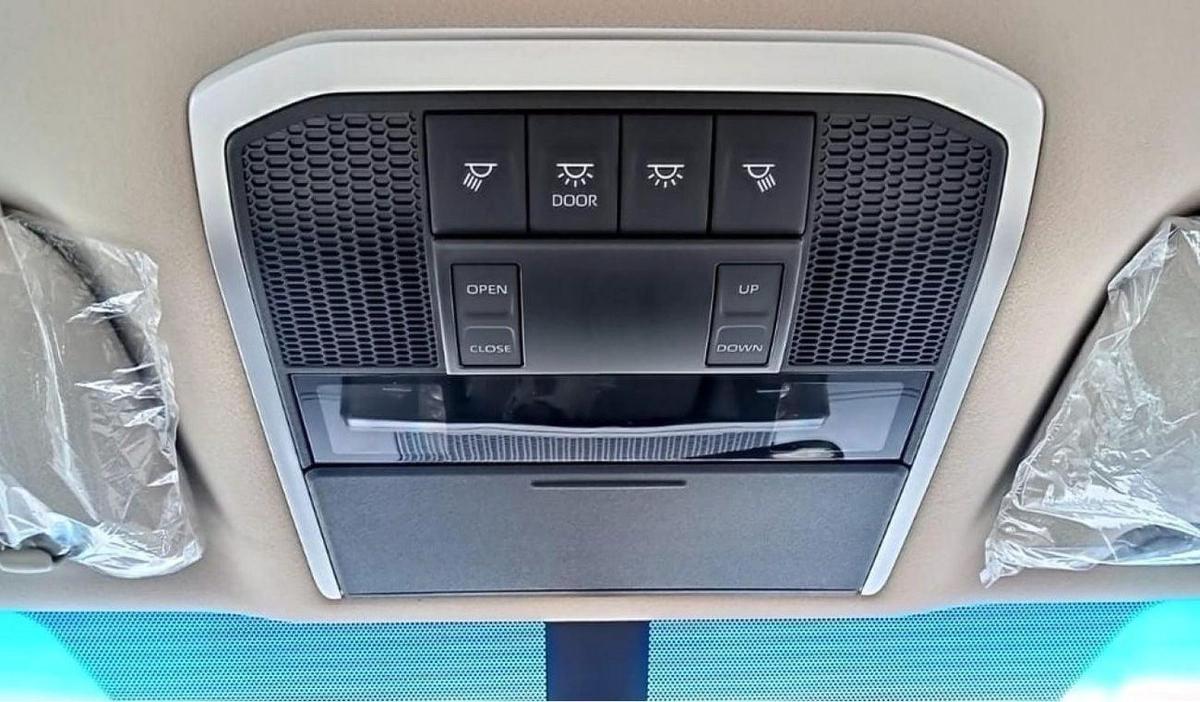 Toyota Land Cruiser Toyota Land Cruiser 300 SERIES 4.0L 4WD 5 DOOR-17-17