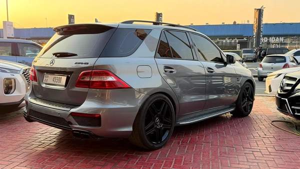 Mercedes ML-63 AMG
