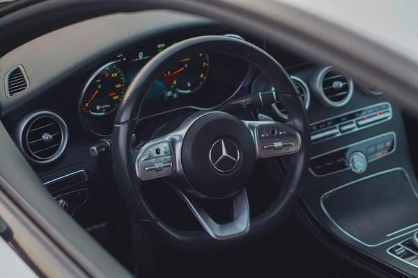 Mercedes-c300 coupe 2020