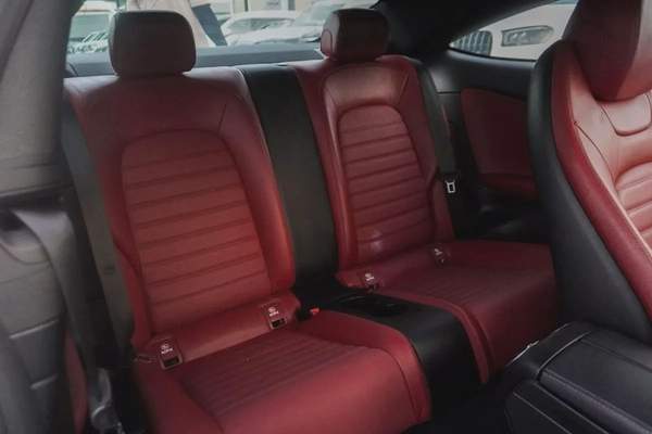 Mercedes-c300 coupe 2020