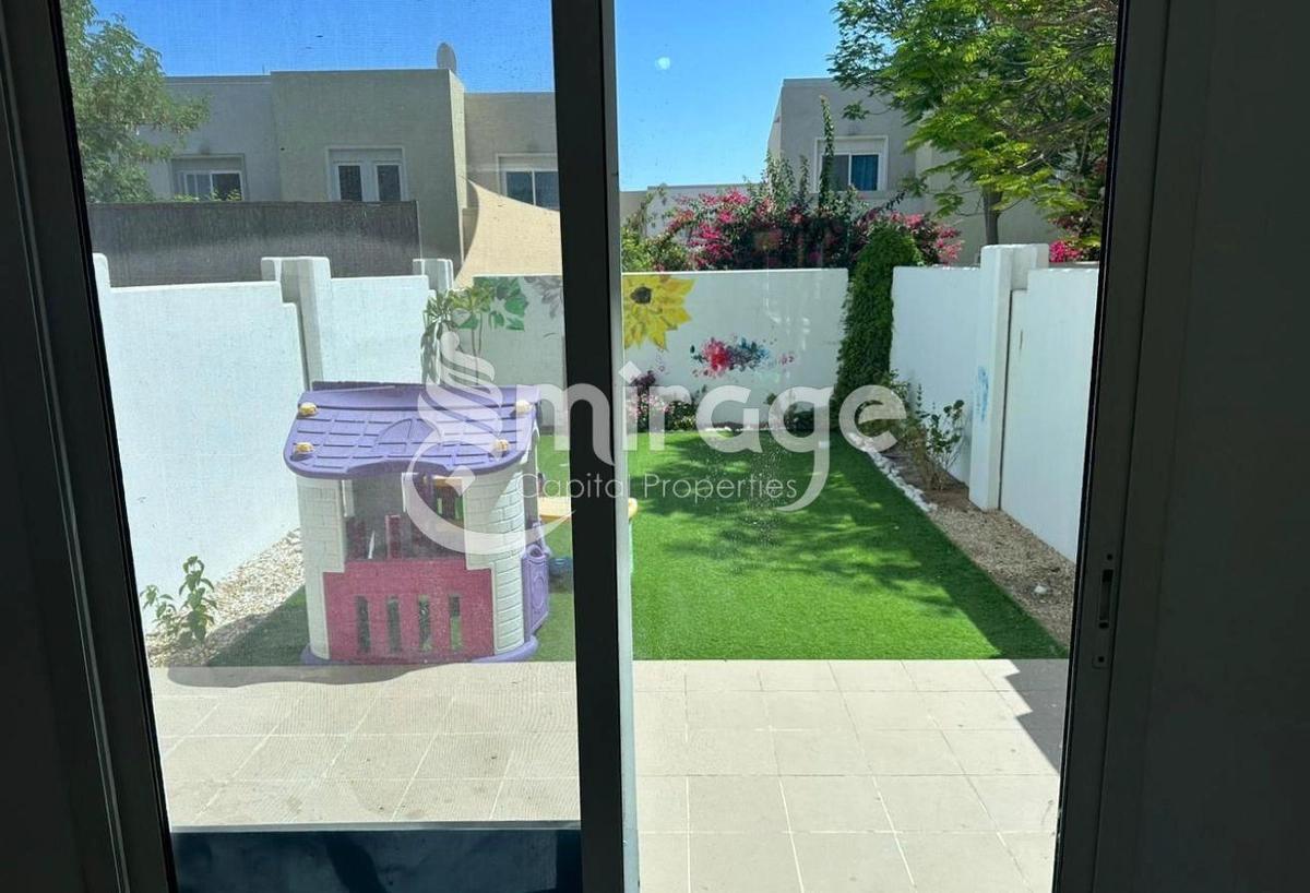 Al Reef 2 | Mediterranean 2BR TH | Double Row-4-4