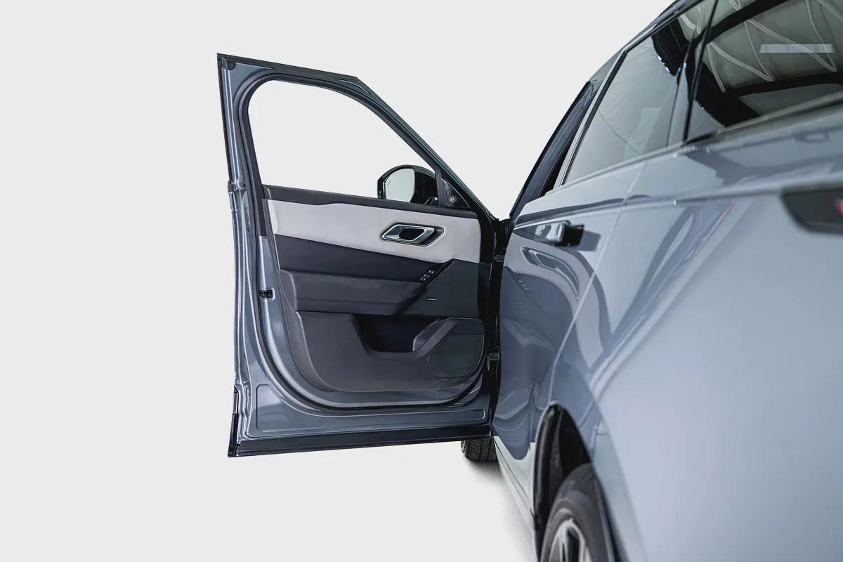 Range Rover Velar P250 SE R Dynamic-GCC-Al Tayer Warranty Until 11/2028-22 Inch Black Rims-12-12