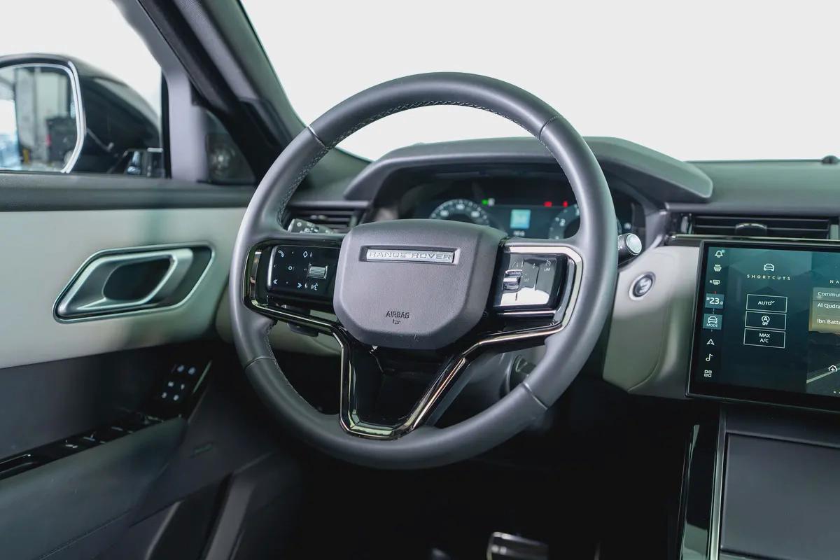 Range Rover Velar P250 SE R Dynamic-GCC-Al Tayer Warranty Until 11/2028-22 Inch Black Rims-17-17