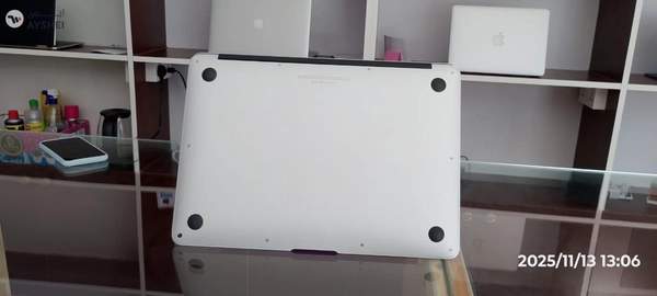 Macbook Air (1466) 13inch 2017