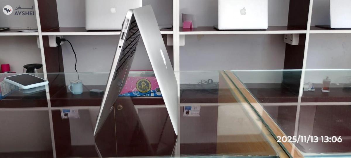 Macbook Air (1466) 13inch 2017-2-2