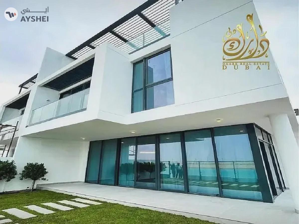 LUXURY LIVING | MORTGAGE | PRIVATE POOL | BEST PRICE FOR VILLA BEACH FRONT-1-1