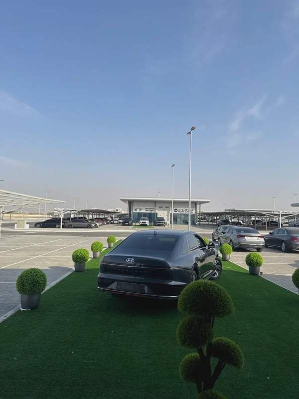 Hyundai Azera Premium 2023 - Korean Specs - Excellent Condition