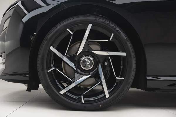 2026 ROLLS ROYCE SPECTRE | BLACK BADGE | FULL OPTION |