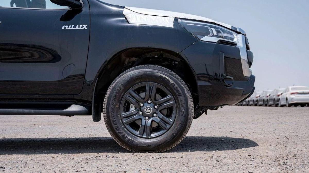 Toyota Hilux HILUX SR5 2.4L AT FULL OPTION DIESEL-8-8