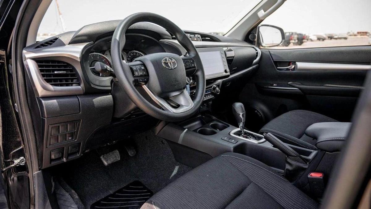 Toyota Hilux HILUX SR5 2.4L AT FULL OPTION DIESEL-12-12
