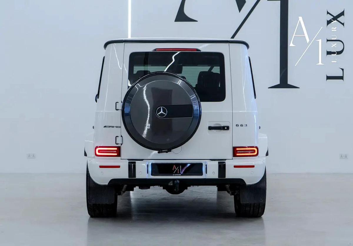 2020 Mercedes G63, Double Night Package, Fully Loaded, Excellent Condition, Carbon Fibre, GCC Spec-3-3