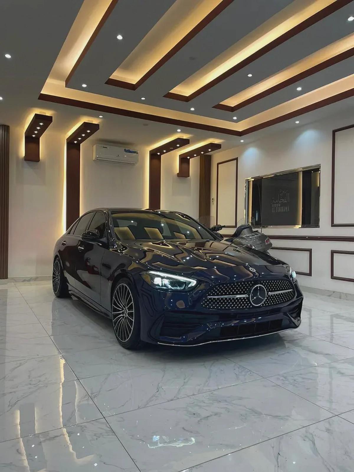 2023 Mercedes-Benz C 300 AMG - American Specs - GCC Ready!-0-0