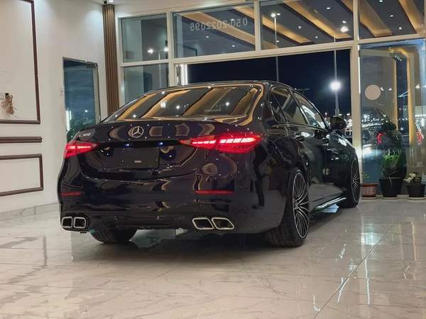 2023 Mercedes-Benz C 300 AMG - American Specs - GCC Ready!