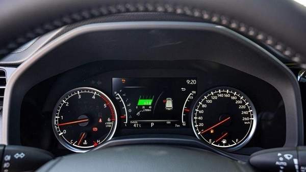 Toyota Land Cruiser VXR 3.3L