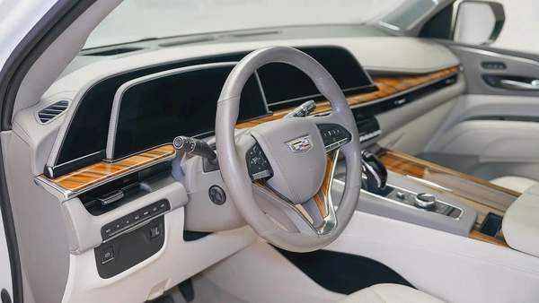 Special Offer | AED 3,921 PM | Captain Chairs, Low KM, Rear ENT | Escalade Premium Luxury