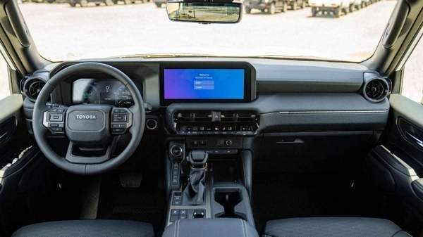 Toyota Prado TOYOTA PRADO 250 2.8D AT FIRST EDITION MY2025 –WHITE