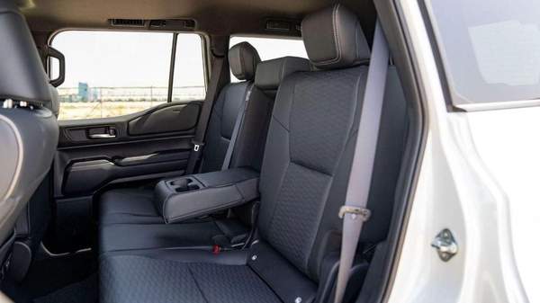Toyota Prado TOYOTA PRADO 250 2.8D AT FIRST EDITION MY2025 –WHITE