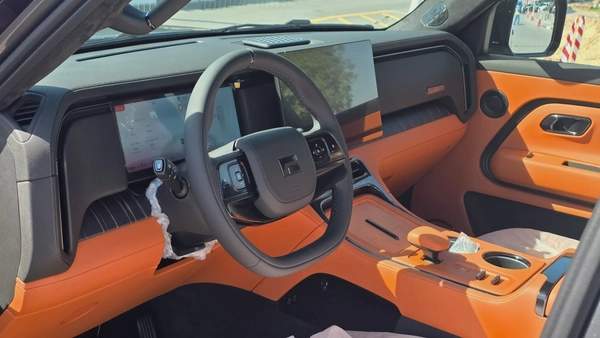 ROX ADAMAS (Grey Orange)